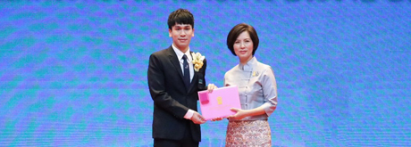 พีท-กันตพร รับเข็ม “เสมาคุณูปการ”